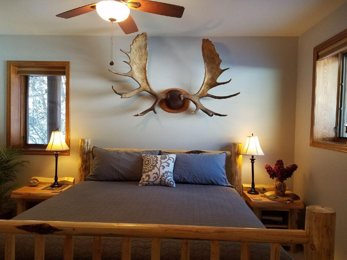 Two Bears Inn Bed & Breakfast Red Lodge Exteriér fotografie